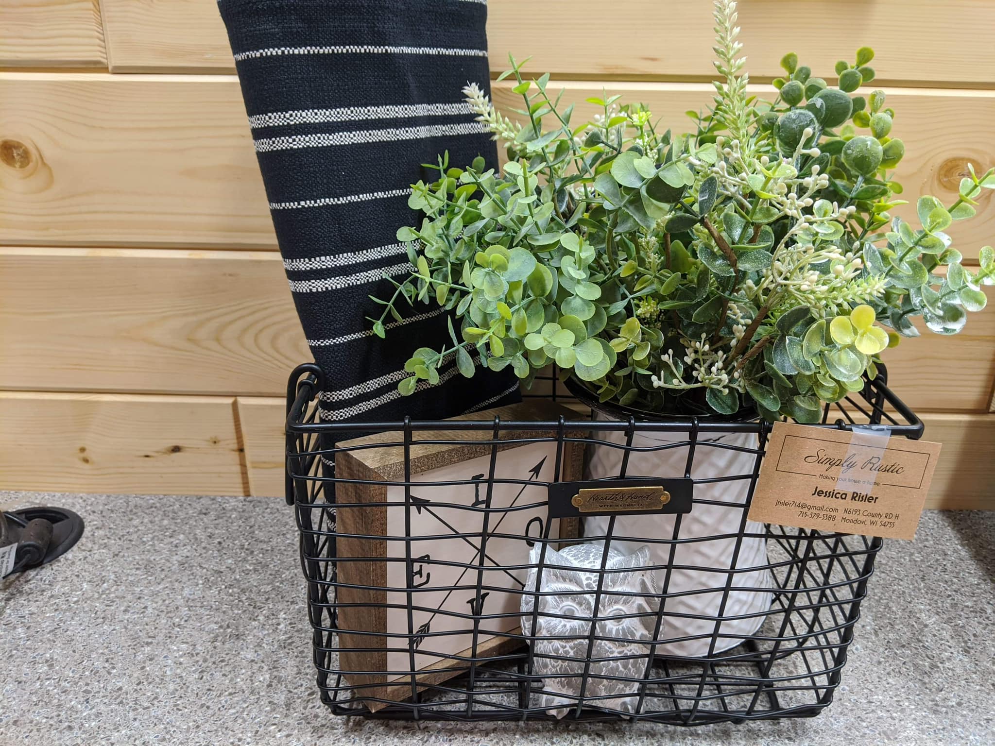 Simply Rustic Boutique | Mondovi WI