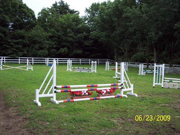 Eight Fences Farm has one stall... - Eight Fences Farm LLC | Facebook