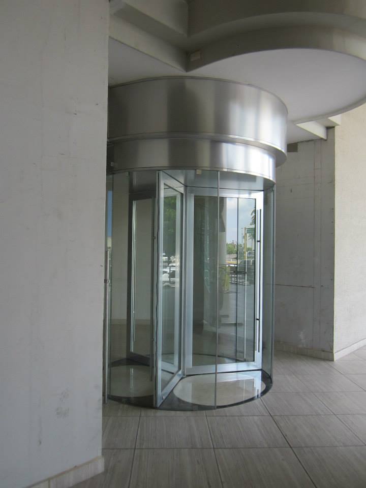 Renta De Locales Para Oficina En Torre Tres Rios | Culiacán