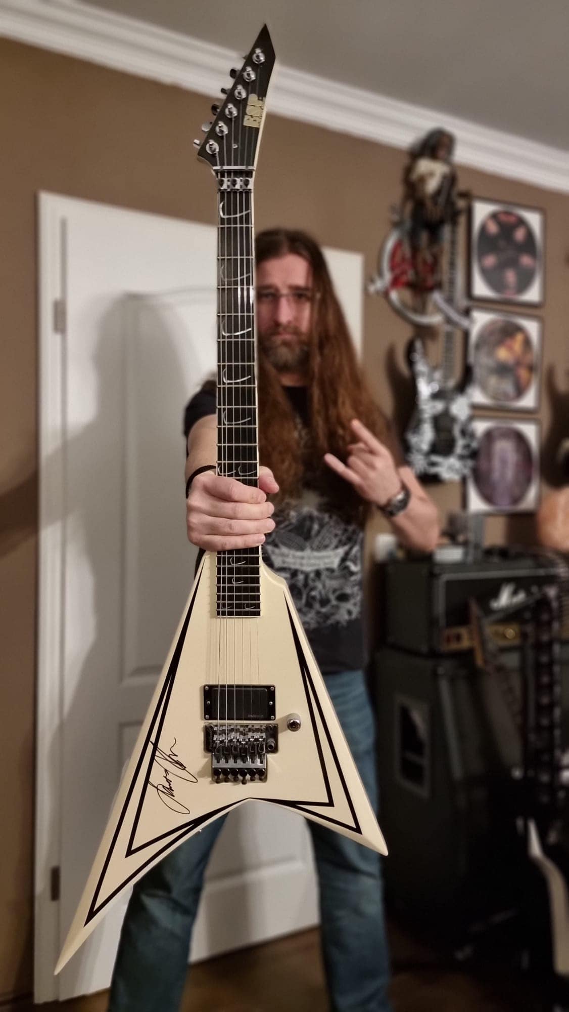 Alexi Laiho custom shop scythe guitar from Tokyo