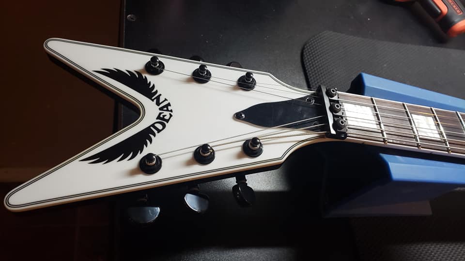 What issues have you had with Dean ZX guitars?
