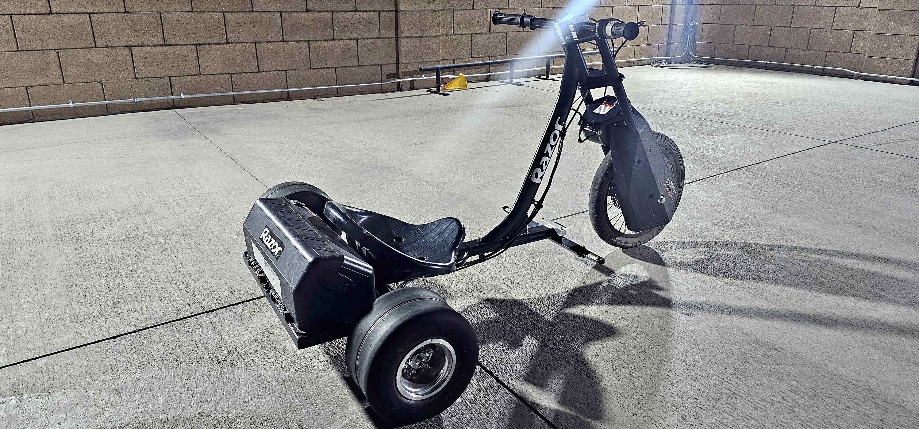 Easy racer gold rush aluminum frame, cool back seat zipper faring ...
