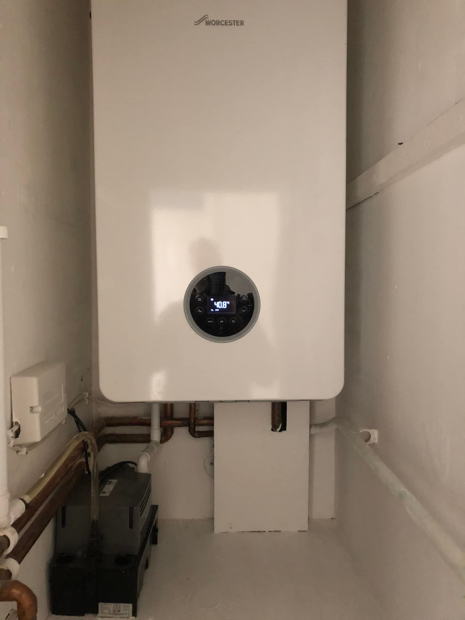 Optimum Plumbing Heating Peterborough Worcester 8000 Life I Ve Fitted Comes With A 12 Year Warranty פייסבוק