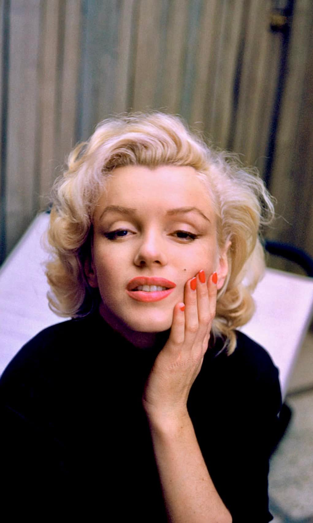 Marilyn Monroe photographed by Albert Eisenstadt in 1953
