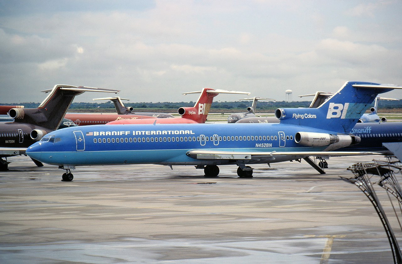 Aerostar B727 N8138N at DFW in 1983