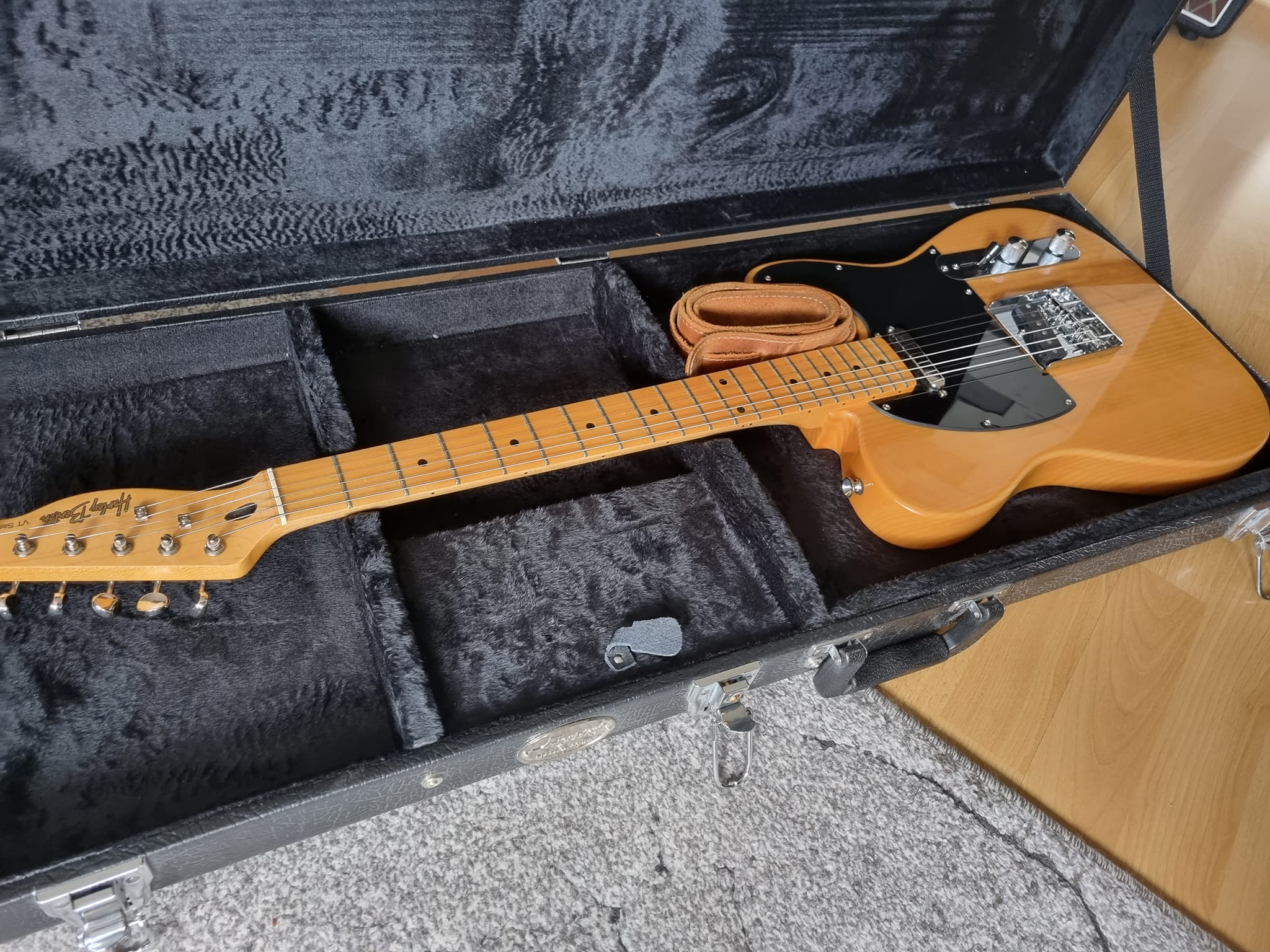Upgraded mid-90's Jerry Donahue Telecaster with Stetsbar tremolo
