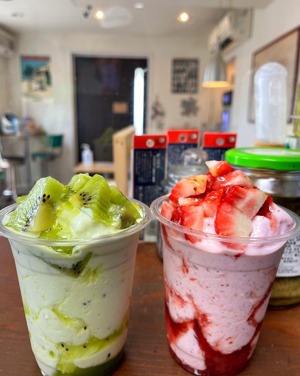 Banzai Cafe 投稿 Facebook