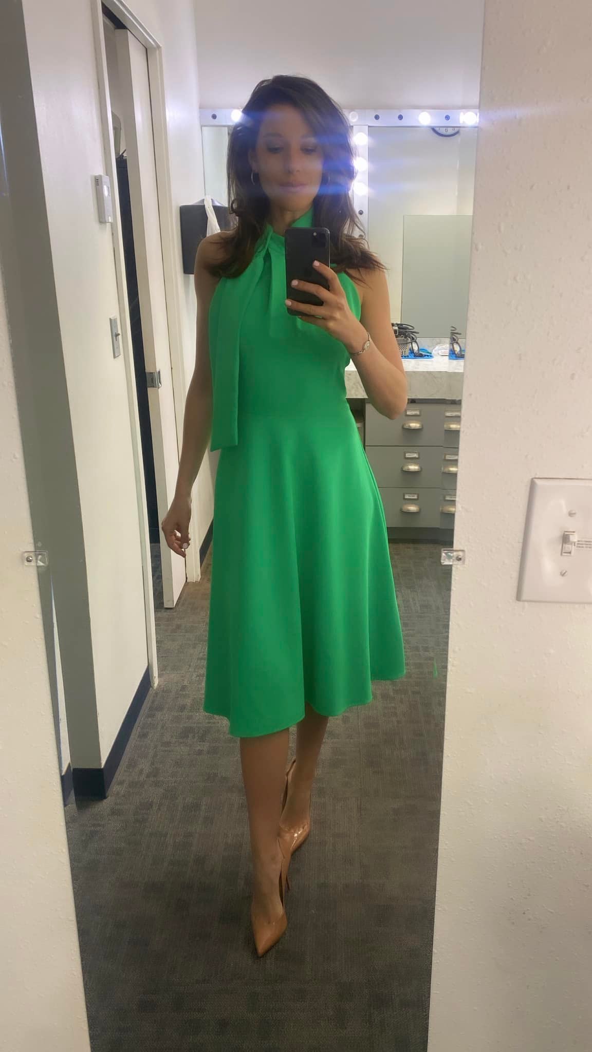 dry goods green dress Good morning! What's the plan for your weekend? It'll be a soggy start, and but breezy finish to the weekend. I'm covering weather all morning! I'll take you hour by hour tkr