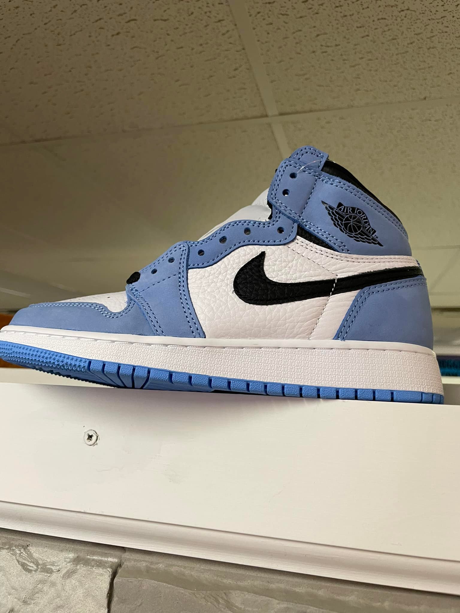 WTS Air Jordan 1 Mid(w) “Wolf Grey Aluminum ”? ❌sold❌ Size: 6.5 