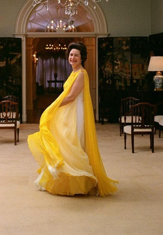 worst dressed first lady Which made the most fashion mistakes? YGroup_12348