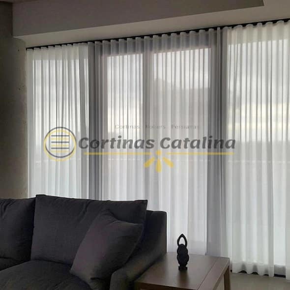 El sistema de riel Ripplefold da una... - Cortinas Catalina