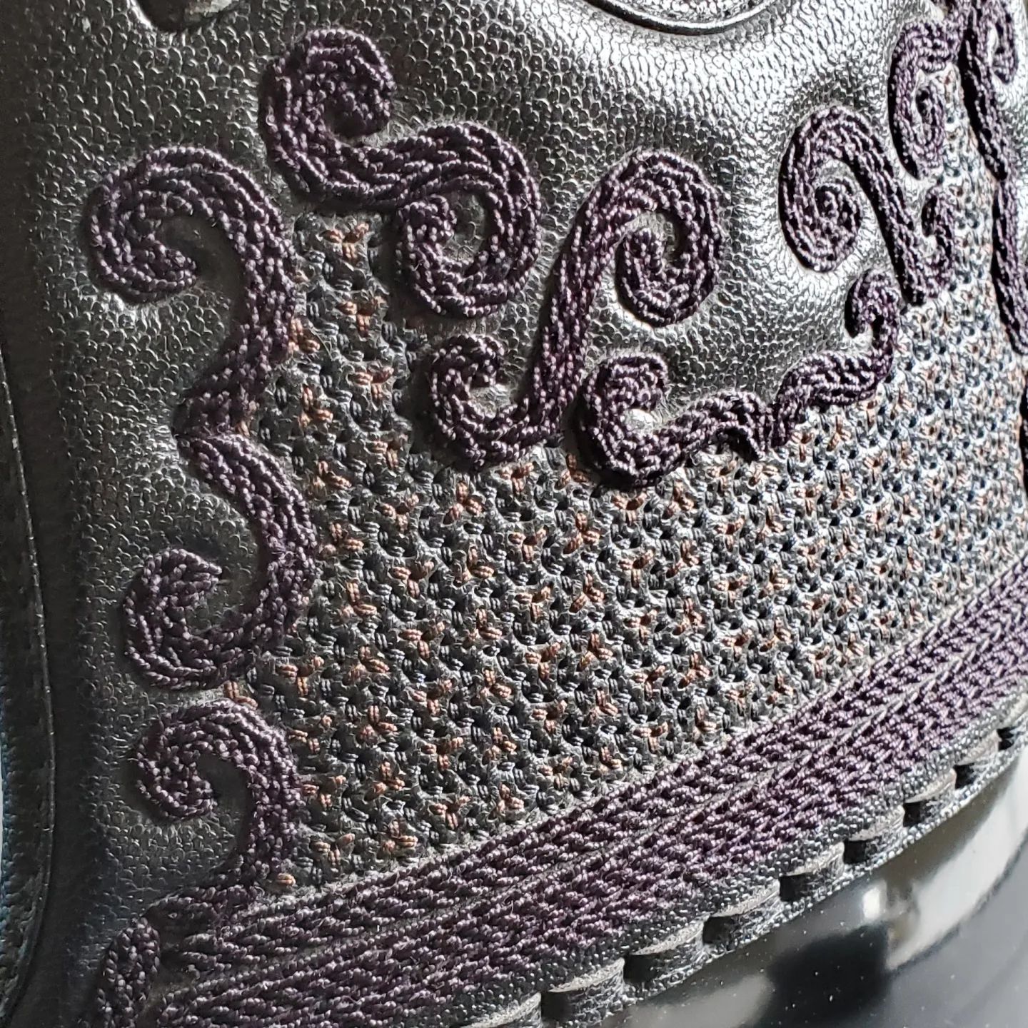 株式会社 - 上製胴 胴胸 / 雲飾 関東S型、蜀江『毘沙門』黒×こげ茶 