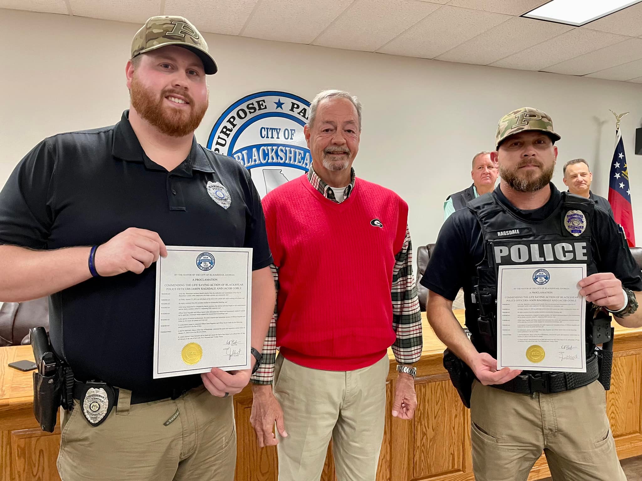 🇺🇸 Officers Jason Ragsdale &... - The City of Blackshear | Facebook