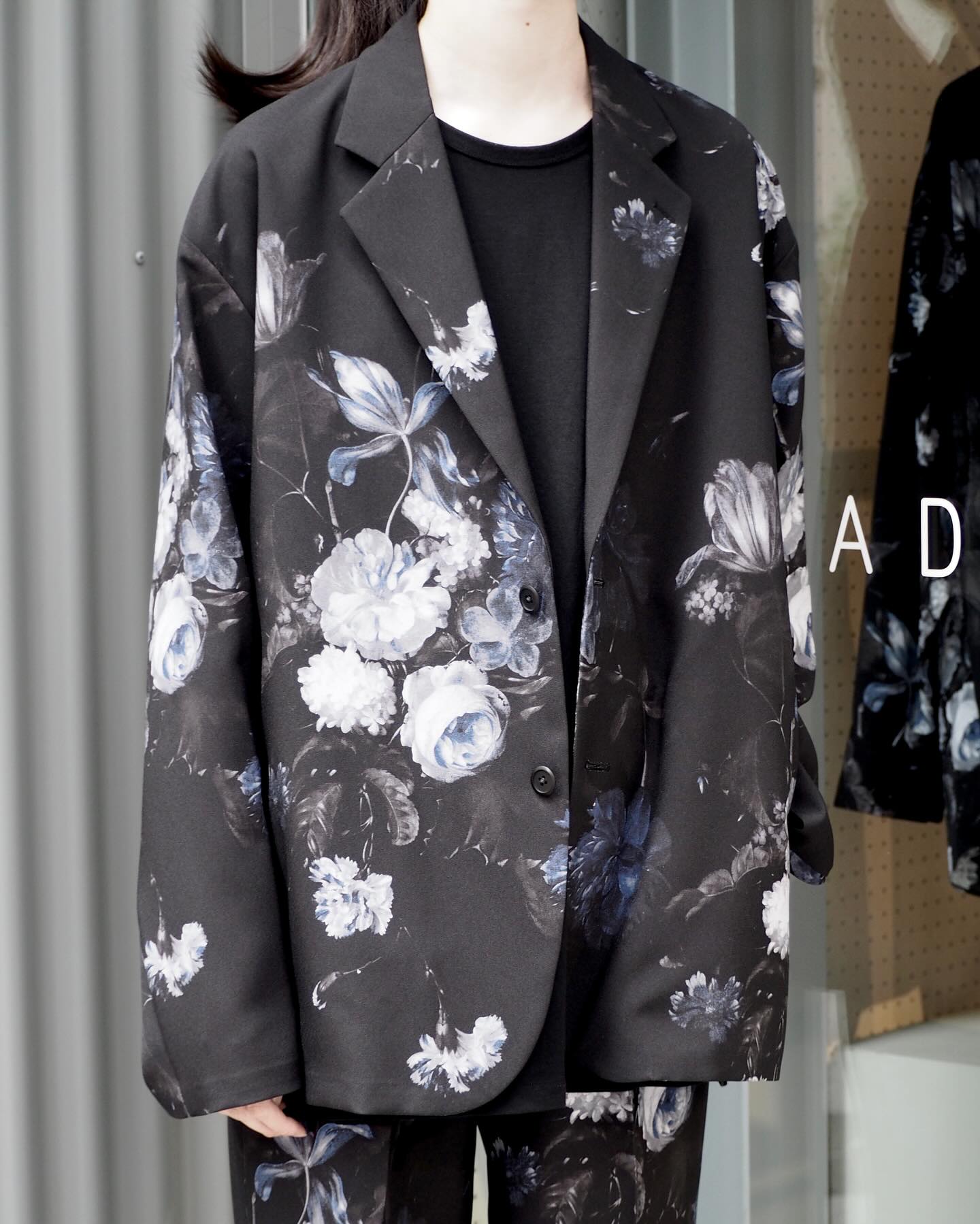 NEW ARRIVALS ⠀ OIL PAINTING FLOWER UNCONSTRUCTED BIG JACKET ITEM 