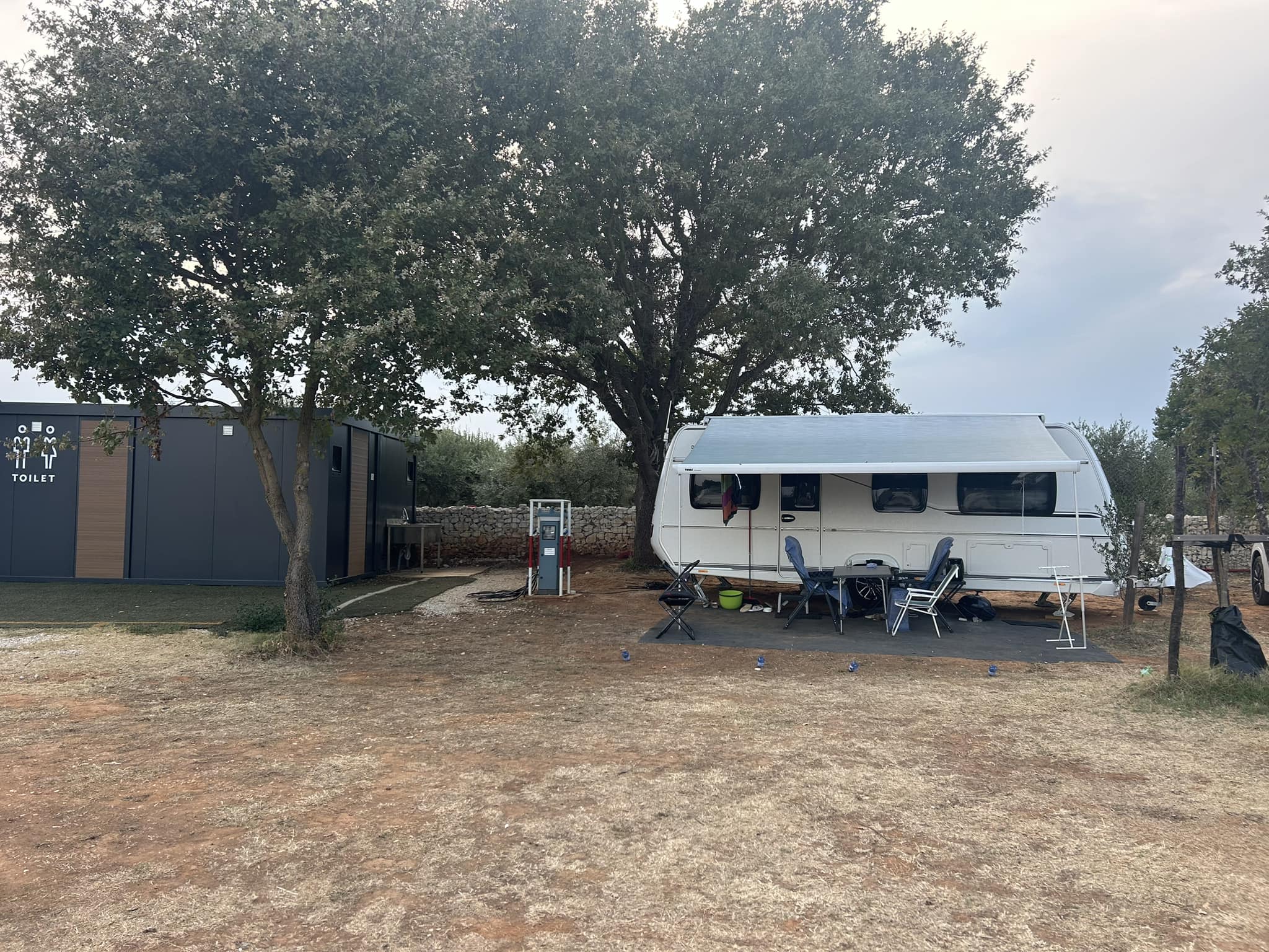 quadratisches zelt REDCAMP 3 m x 3 m Campingzelt, tragbares Pop-Up-Vordach, verwandelt gerades Bein Baldachin in Camping-Innenzelt, mit vollem Boden (Baldachin/Rahmen nicht im Lieferumfang enthalten) Sport & Freizeit Triangular Tents- Tentspaces Aufstellstangen Size:16' x 32'