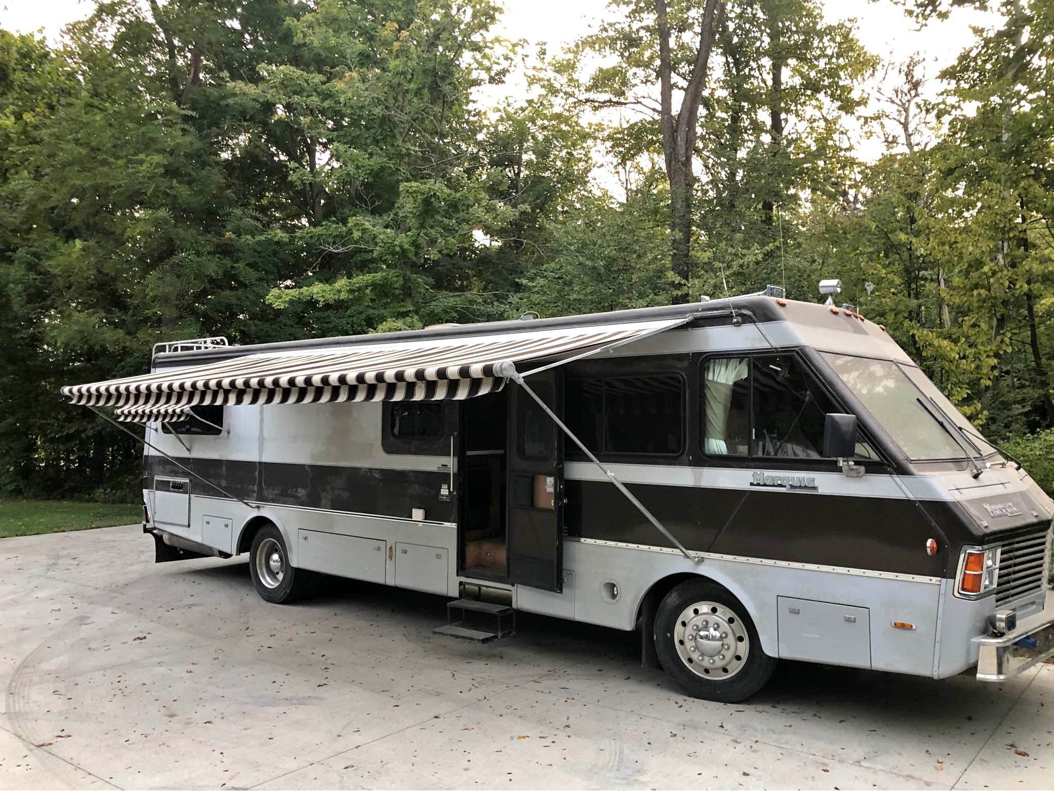 1986 Beaver Marquis