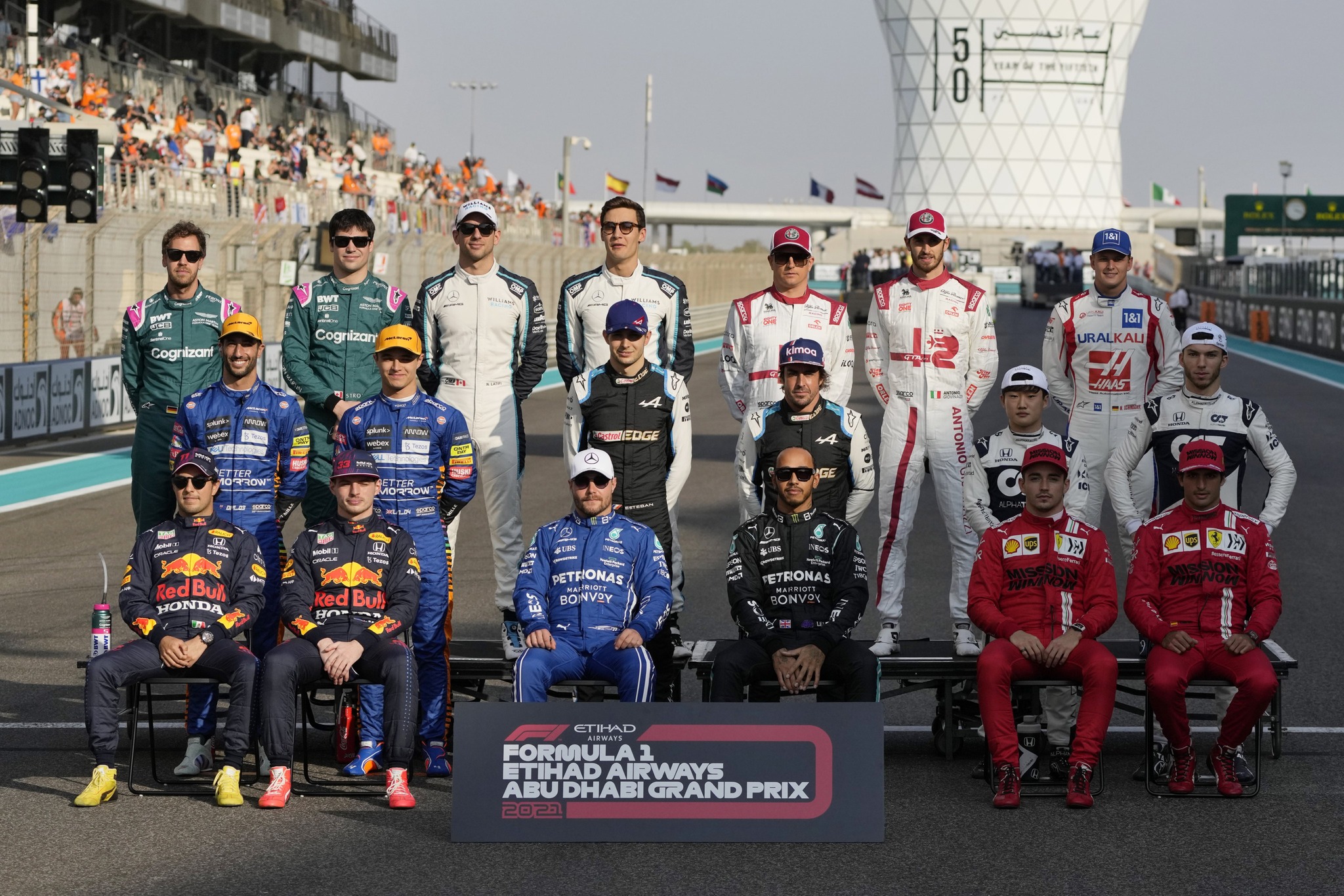 f1 へ の 入り口