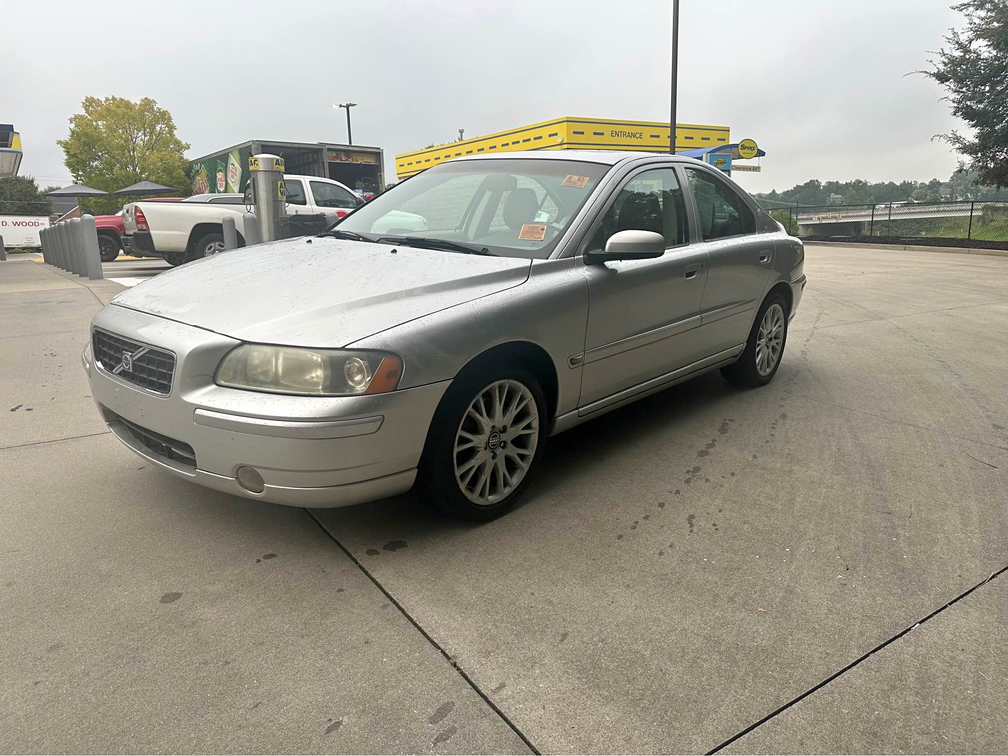 2006 Volvo S60 · T5 Platinum Sedan 4D