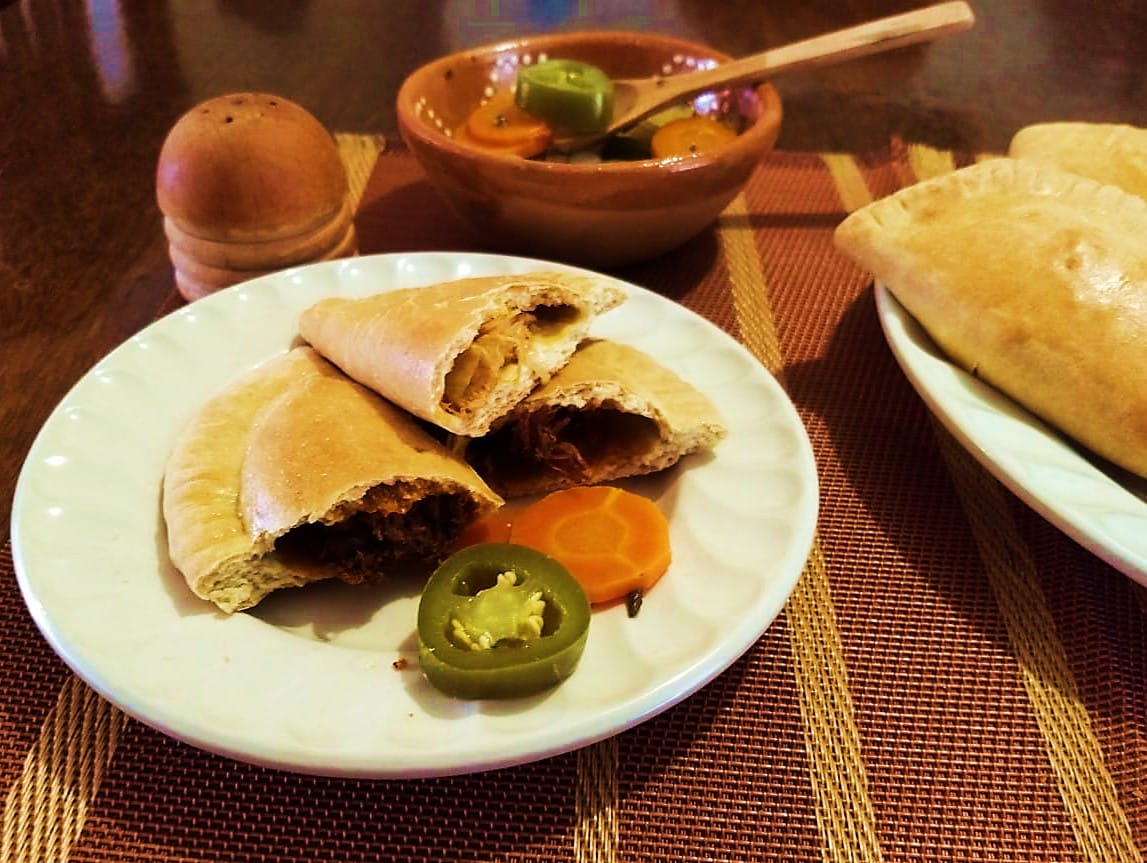 Pan Tradicional Ojo de Agua - 🍗🧅🥩🥕Empanaditas saladas, con rellenos de ...