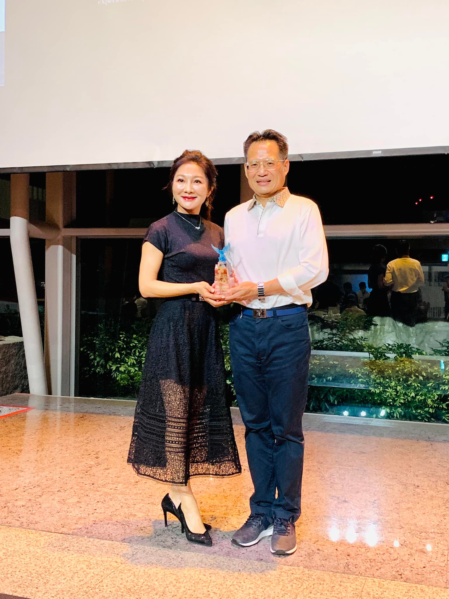中華經濟區域戰略發展協會 - 本會黃坤檳副理事長及梁進利常務理事分別擔任台中磐石會藝文生活家主委及會長，今天磐石會舉辦...