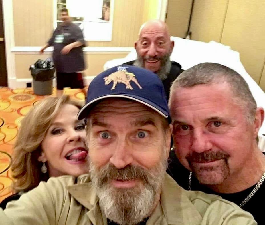 Horror - So much horror royalty in one epic selfie: LINDA BLAIR (Regan ...