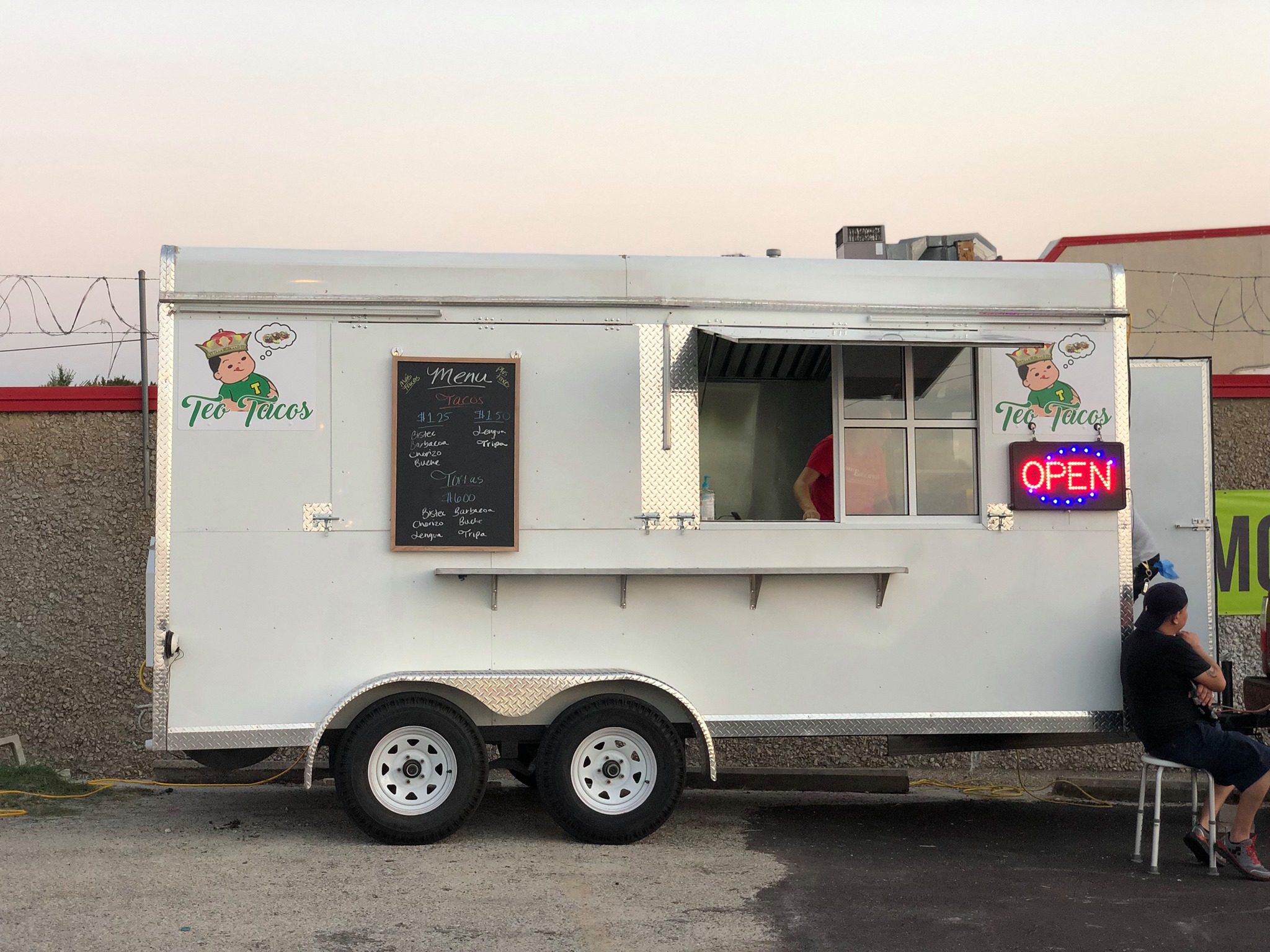 Pollos - Miren Nomas Que Chulada de Pollo Asado, SOLAMENTE EN POLLOS ...