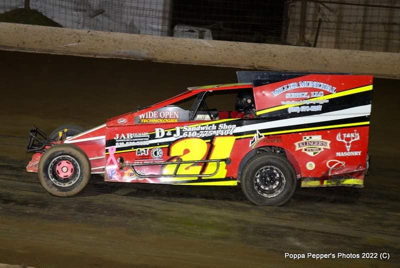 Clay Racing