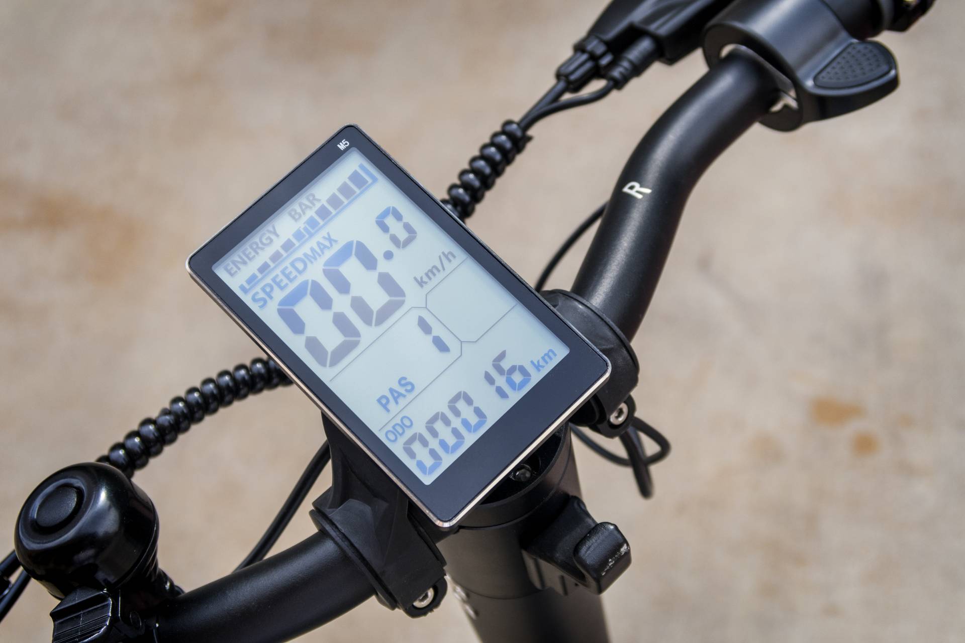 fahrradhelm kommunikation 4K Smart Fahrradhelm, Bluetooth-Fahrradhelm, Magnetische Schutzbrille mit Ferngesteuertem Warnrücklicht, Städtischer Fahrradhelm, Kommunikation, Rennradhelm für Erwachsene Sport & Freizeit Größe:250 g Downhill Fahrrad Helm MTB Category:Fahrräder 12 Zoll bis 18 Zoll_Aluminiumgabel