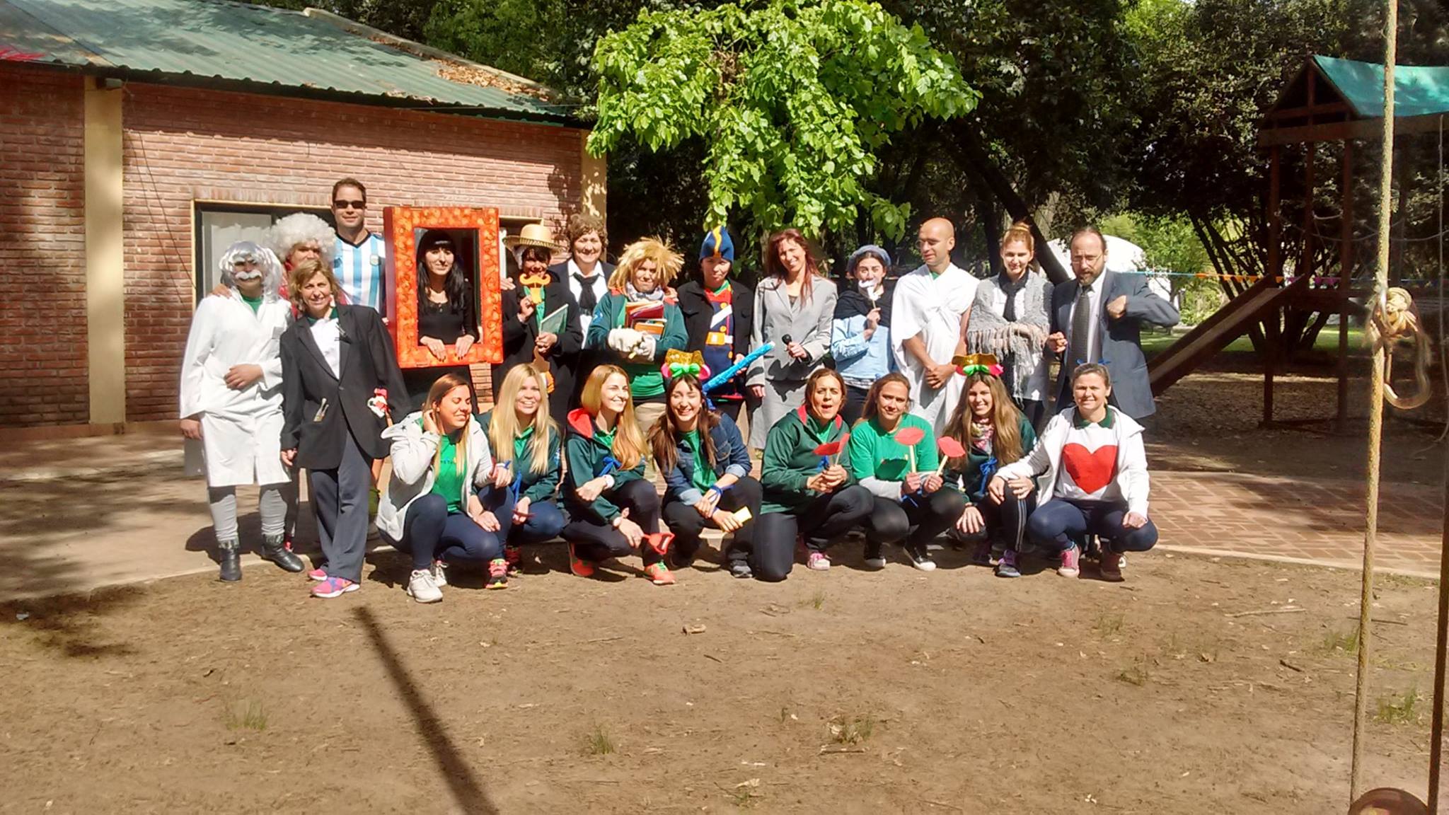 Escuela Humanos | Canning