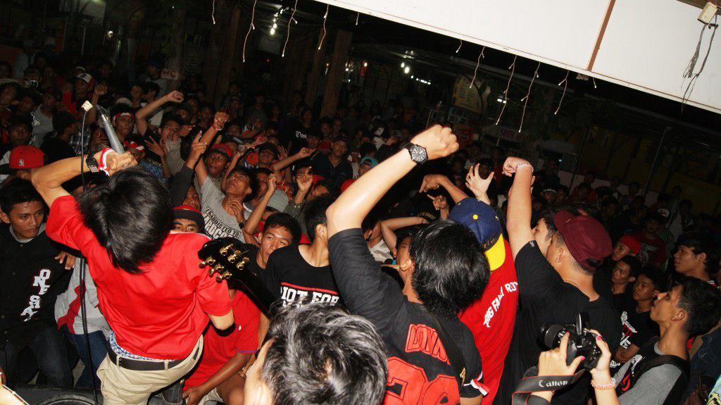Super My Riot