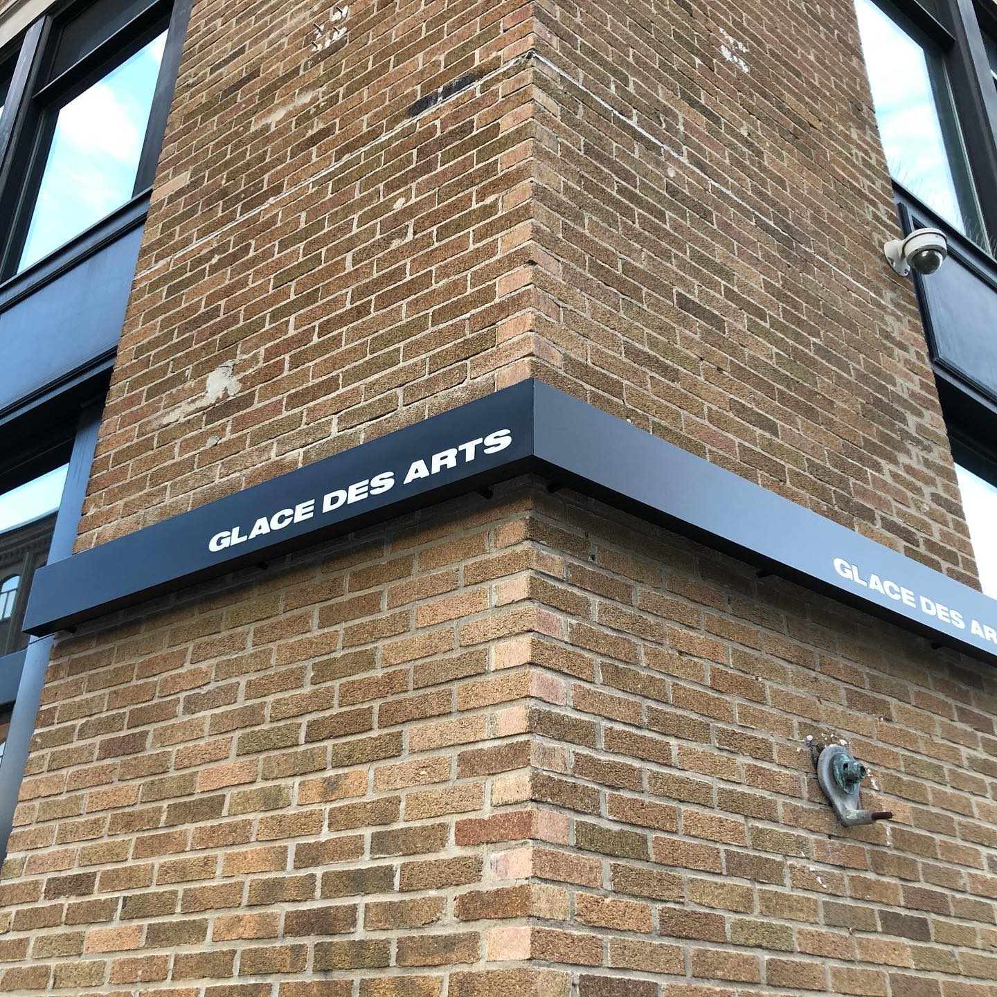 Kickstart Signs - Custom angled led lit signage and chrome...