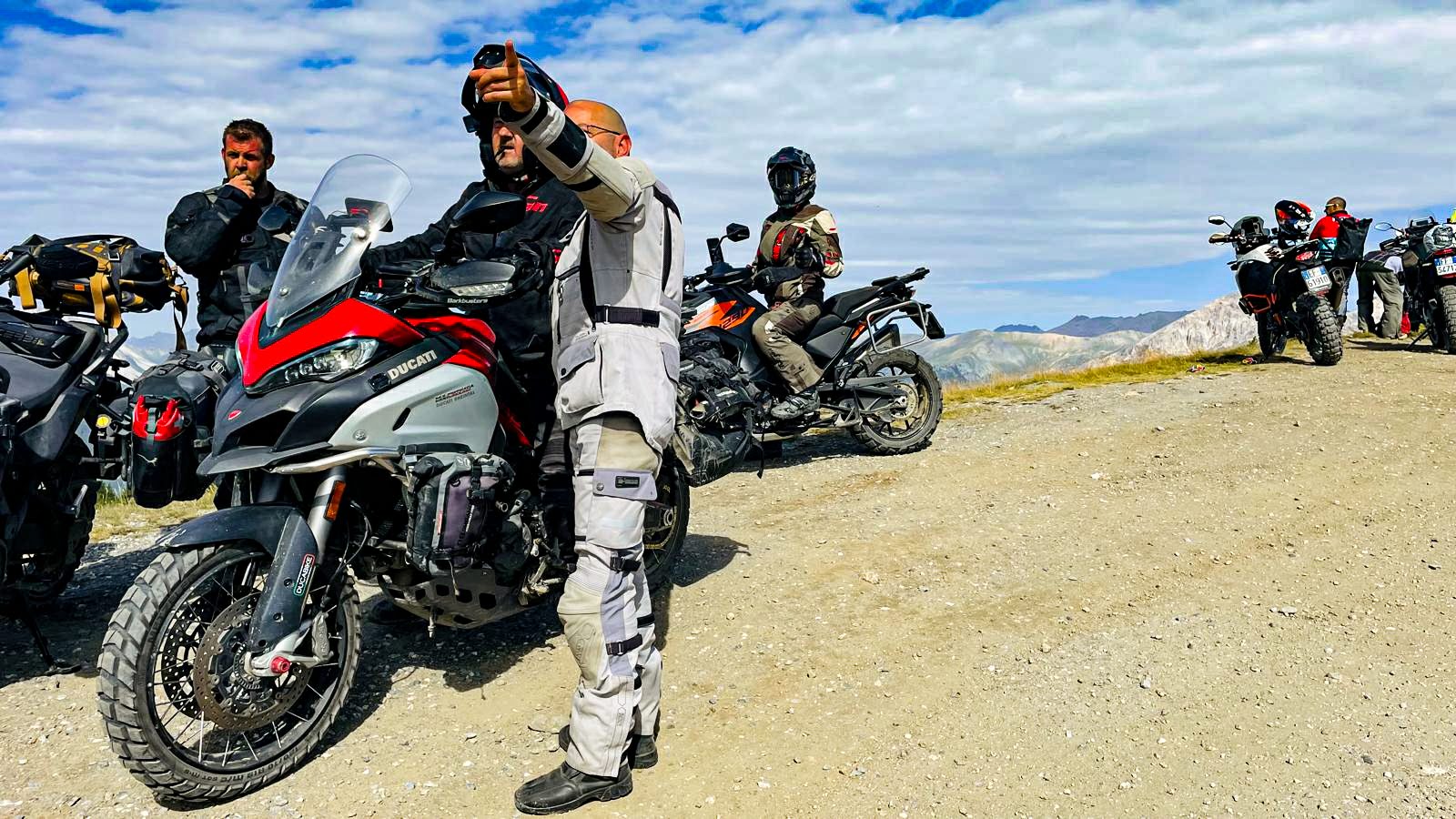 Alpina Moto Tour | Bulle