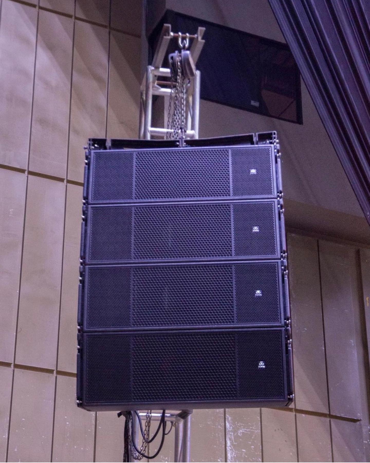 TPA Pro Audio - TPA Kama 1310 dual 13.5” line array system...