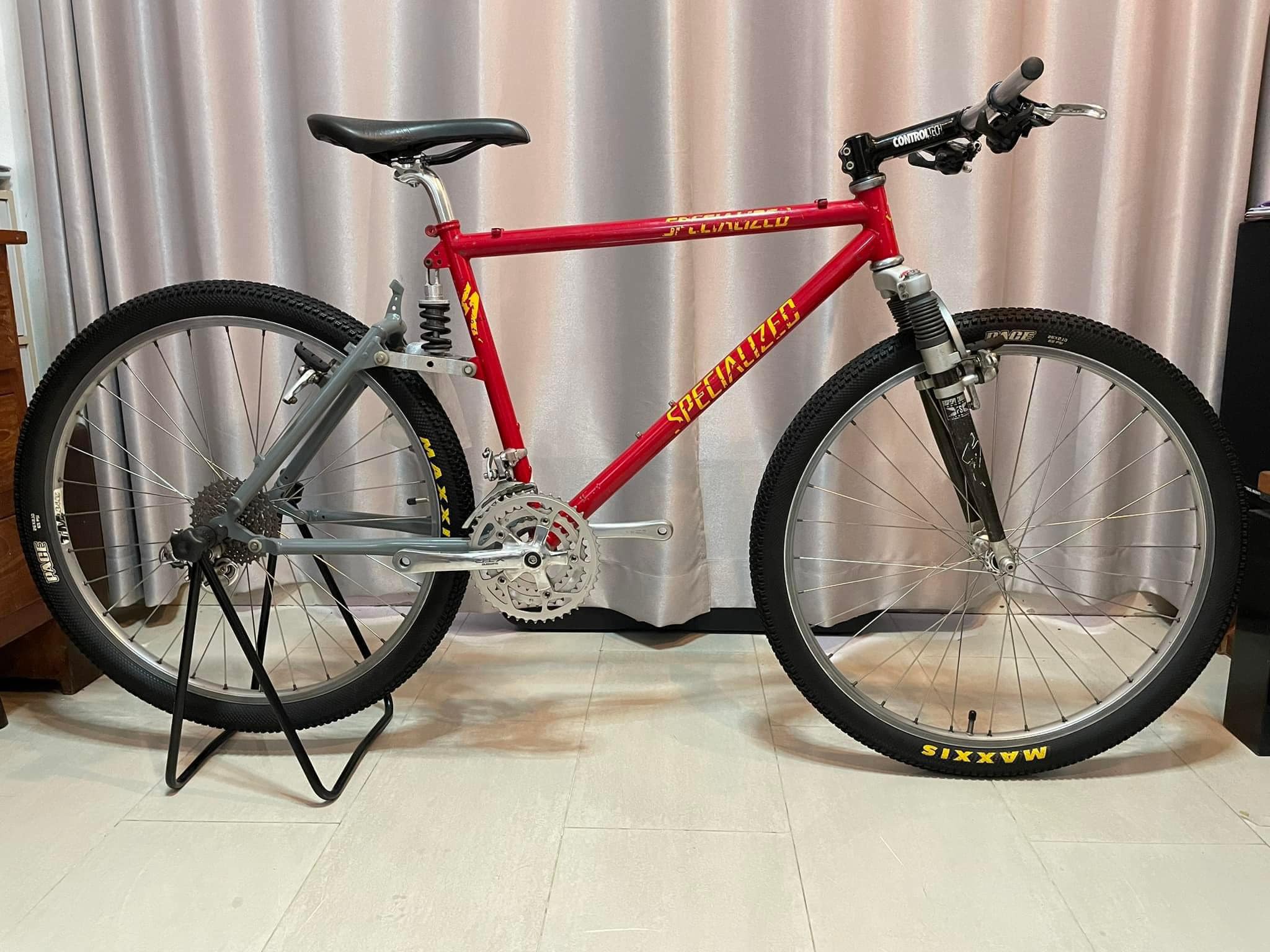 Specialized Stumpjumper S-Works M4 details