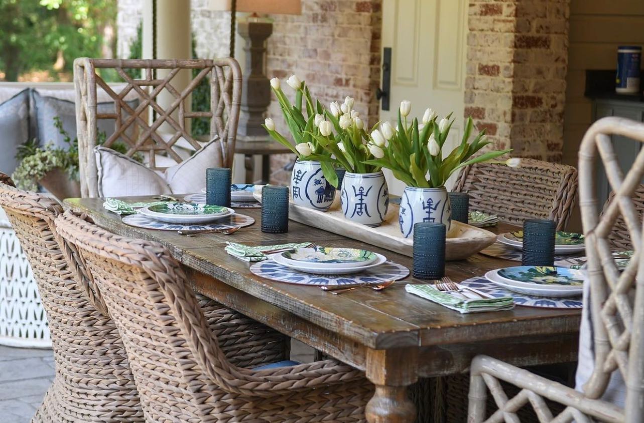 Happy Friday!!! A dinner party on this... - Poppy’s of Macon