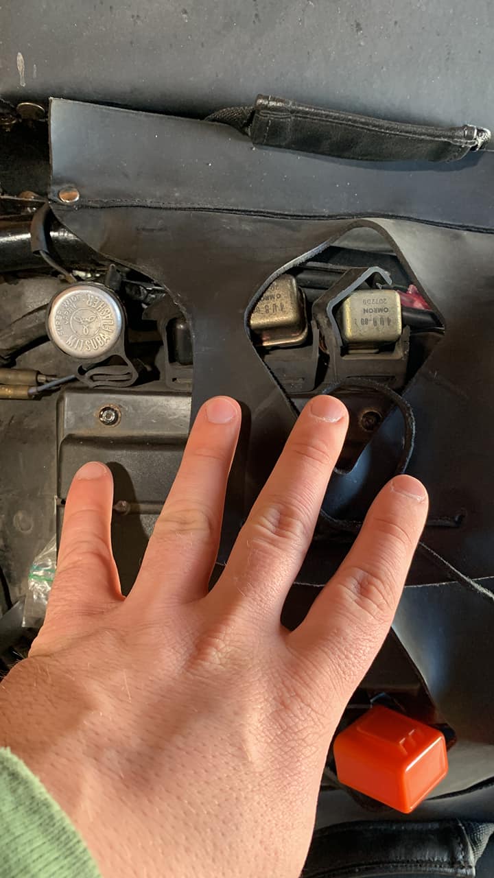 Just saw in Japanese Website they got sell Hazard light relay kit