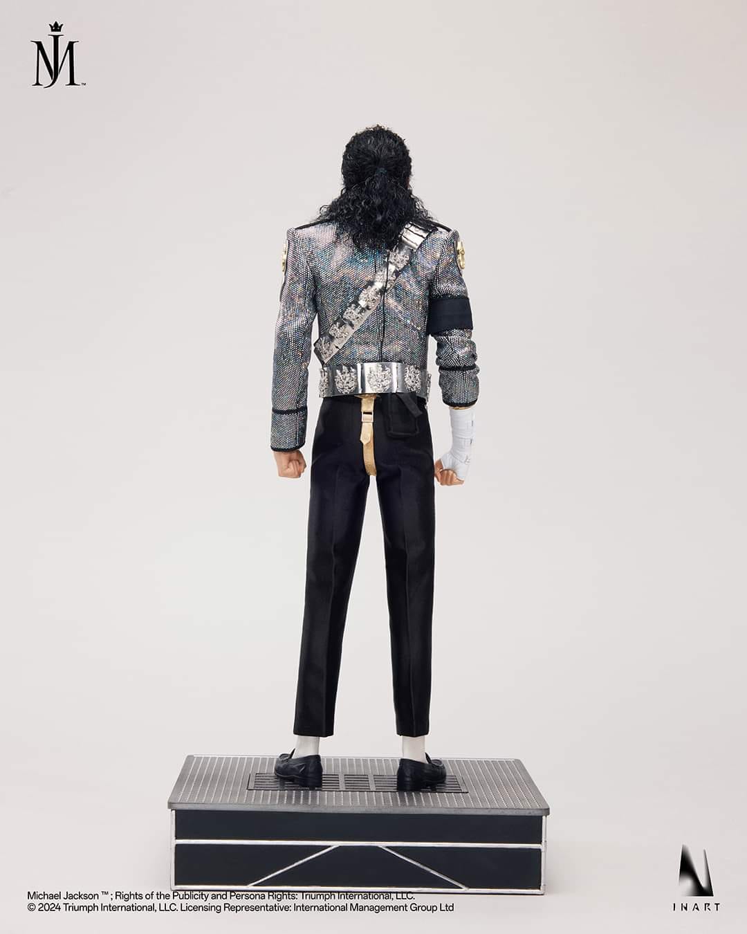 Blitzway's Michael Jackson Dangerous Statue in detail