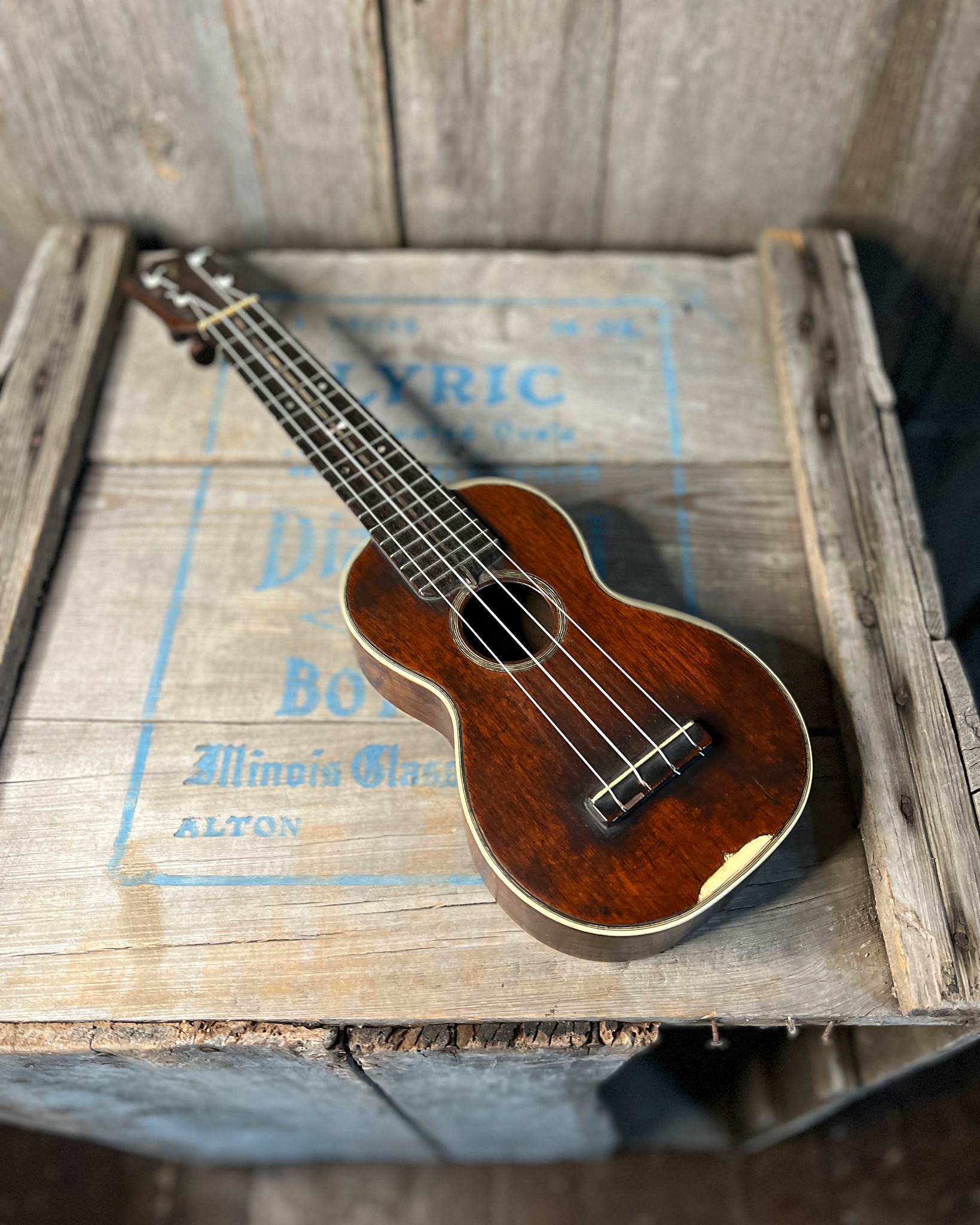 All the way from 1920, this Martin Style 3M is a somewhat rare