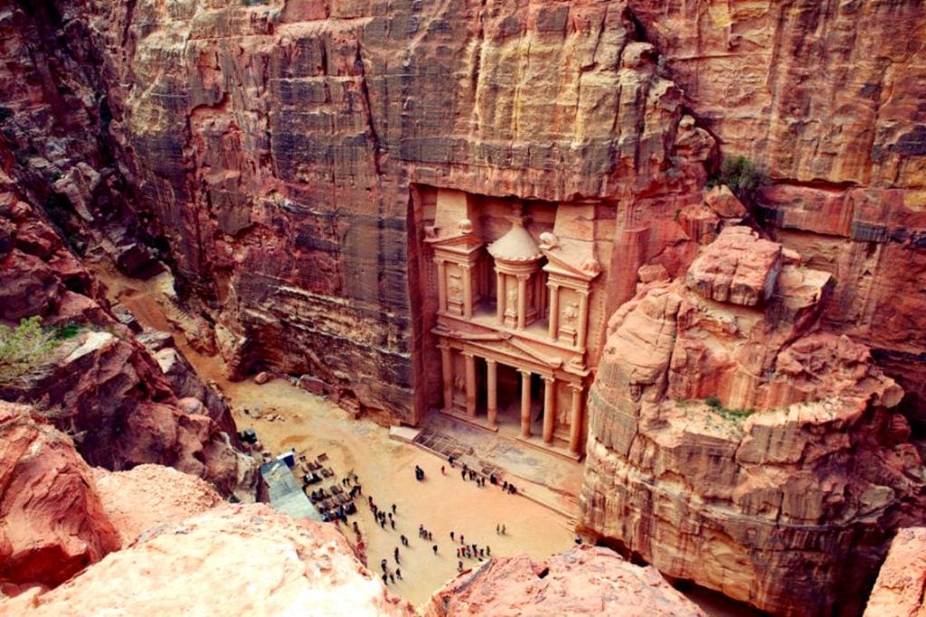 italy to jordan flights
