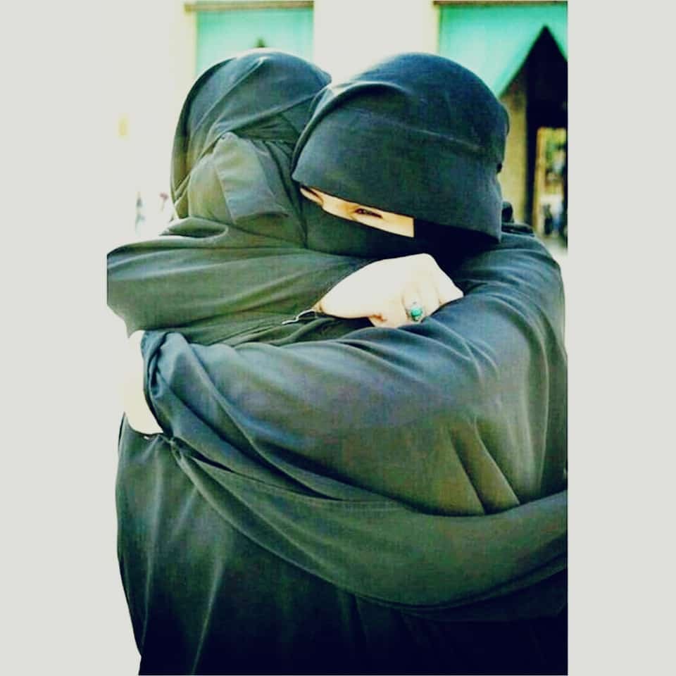 Qalbi-nuuriya - Caasho oo warqad jacayl ah u dirtay carafaad ...