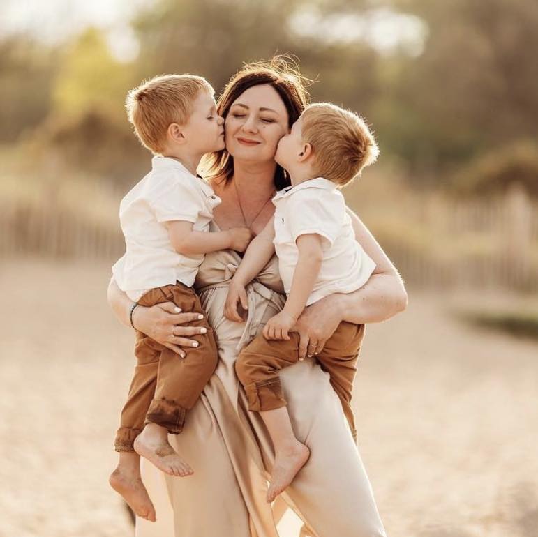 charline_and_twins