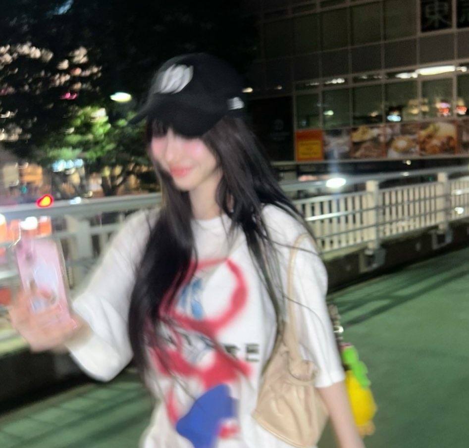 Ella ィ ۦ - ‎Ella ィ ۦ‎ added a new photo.