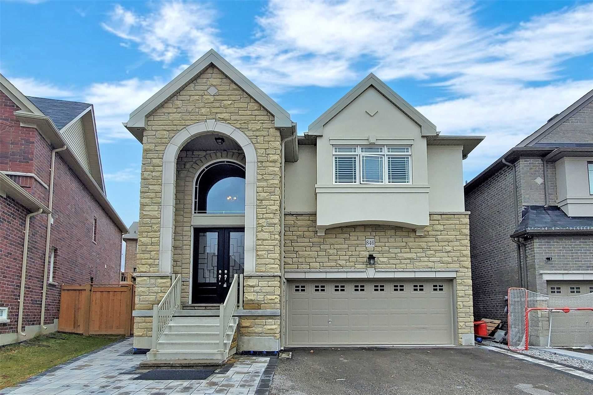 🔥BEAUTIFUL DETACHED 2 STOREY... - Mississauga Homes For Sale | Facebook
