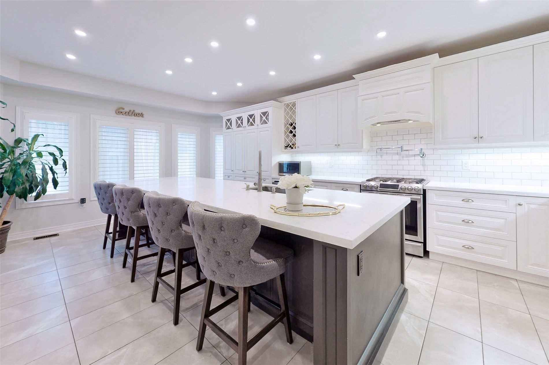 🔥BEAUTIFUL DETACHED 2 STOREY... - Mississauga Homes For Sale | Facebook