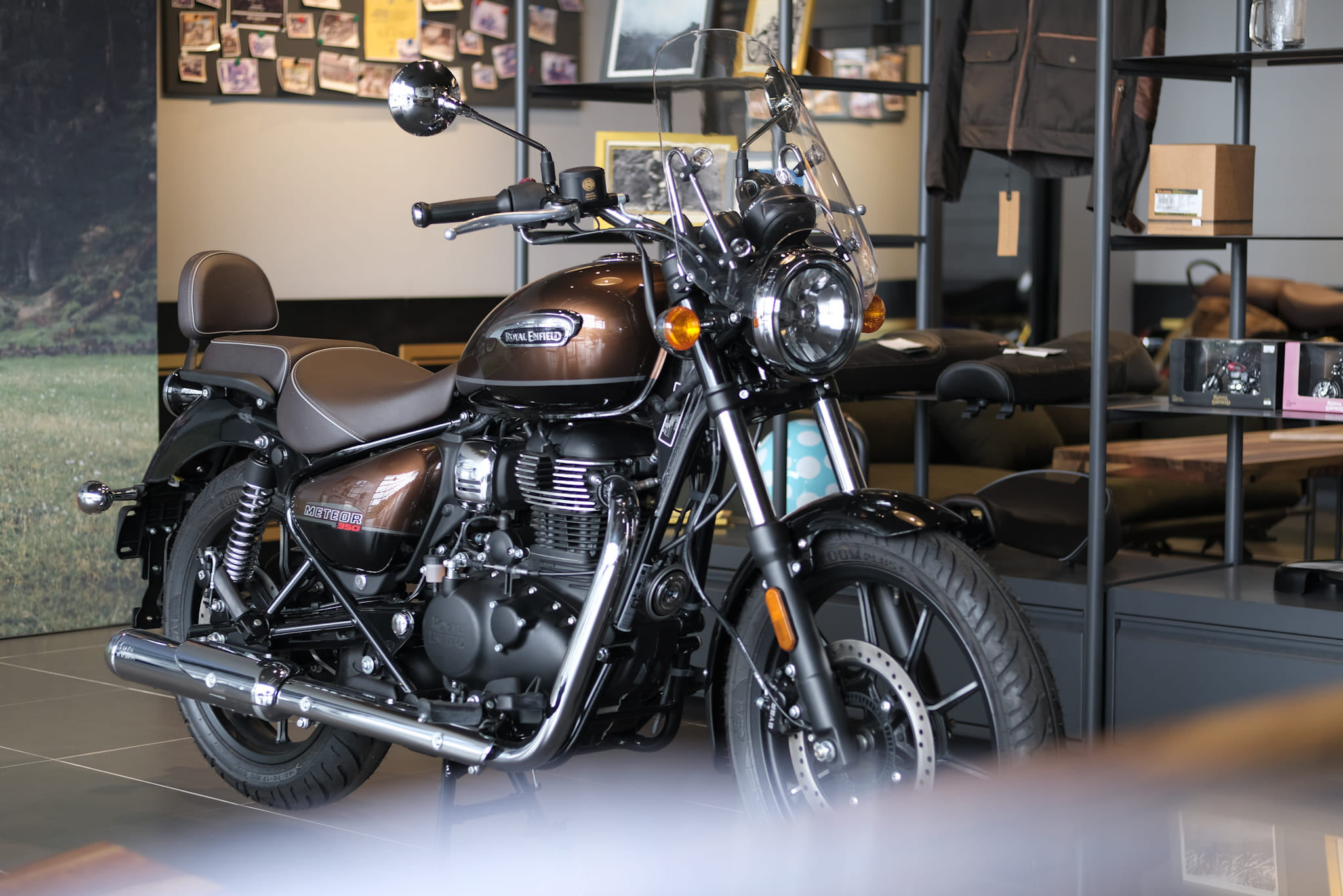 M2 MotorSport - Royal Enfield Meteor 350 รุ่น Supernova... | Facebook