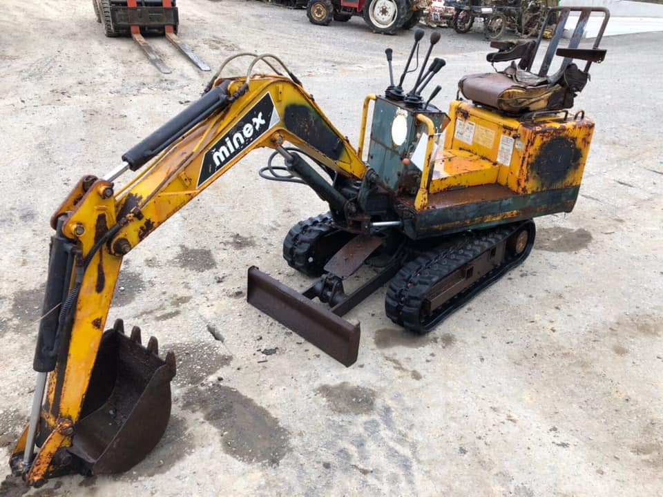For Sale - Excavator Handozer N-080... - Cross Export LTD | Facebook