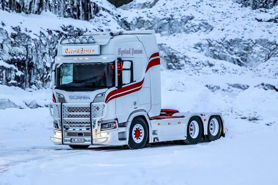 Arctic-Truckers - …. new horse in the ‘stable ! .. by norsk scania as ...