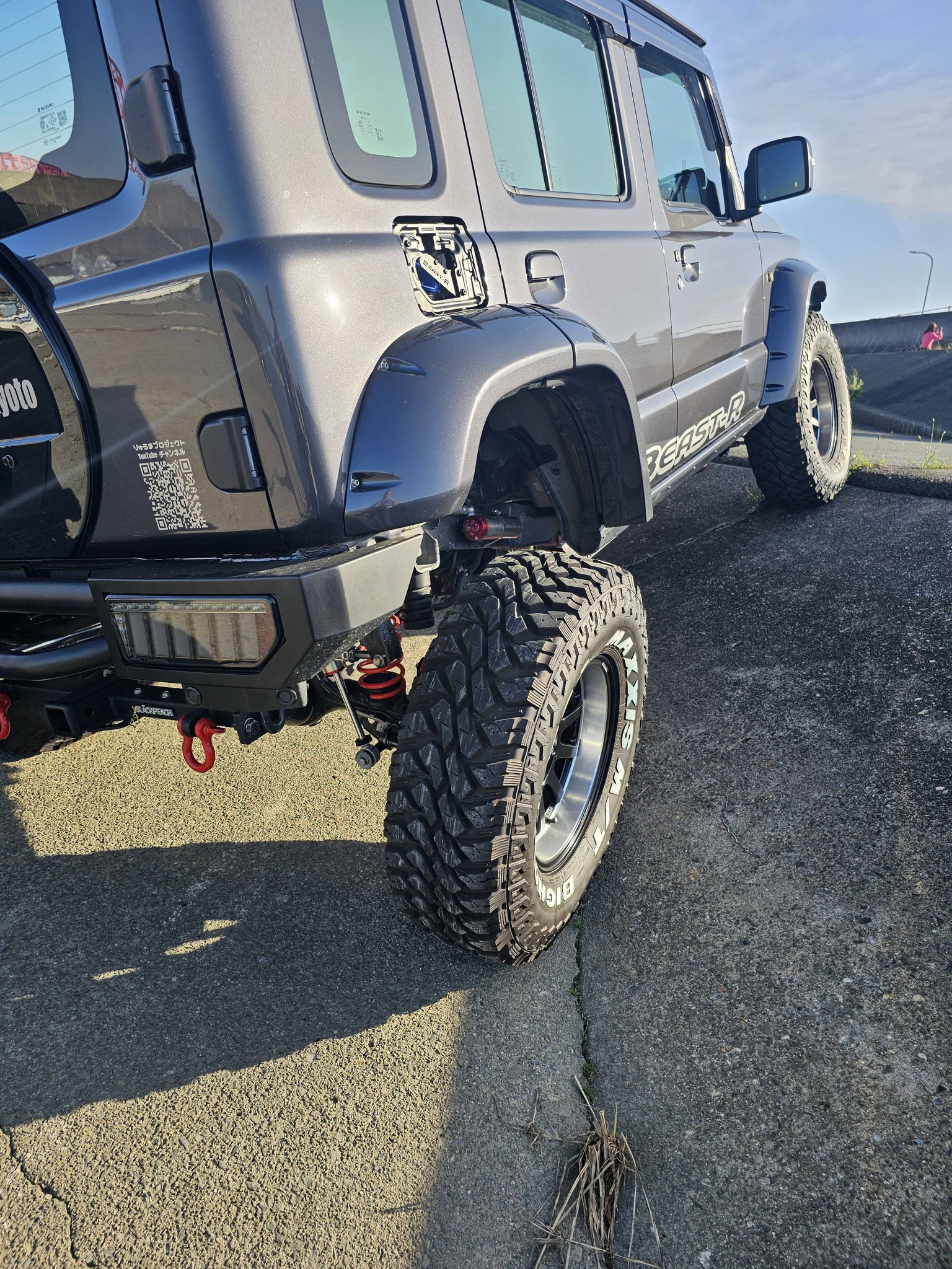 ジムニー仲間に見てもらい納車して初めての足上げした