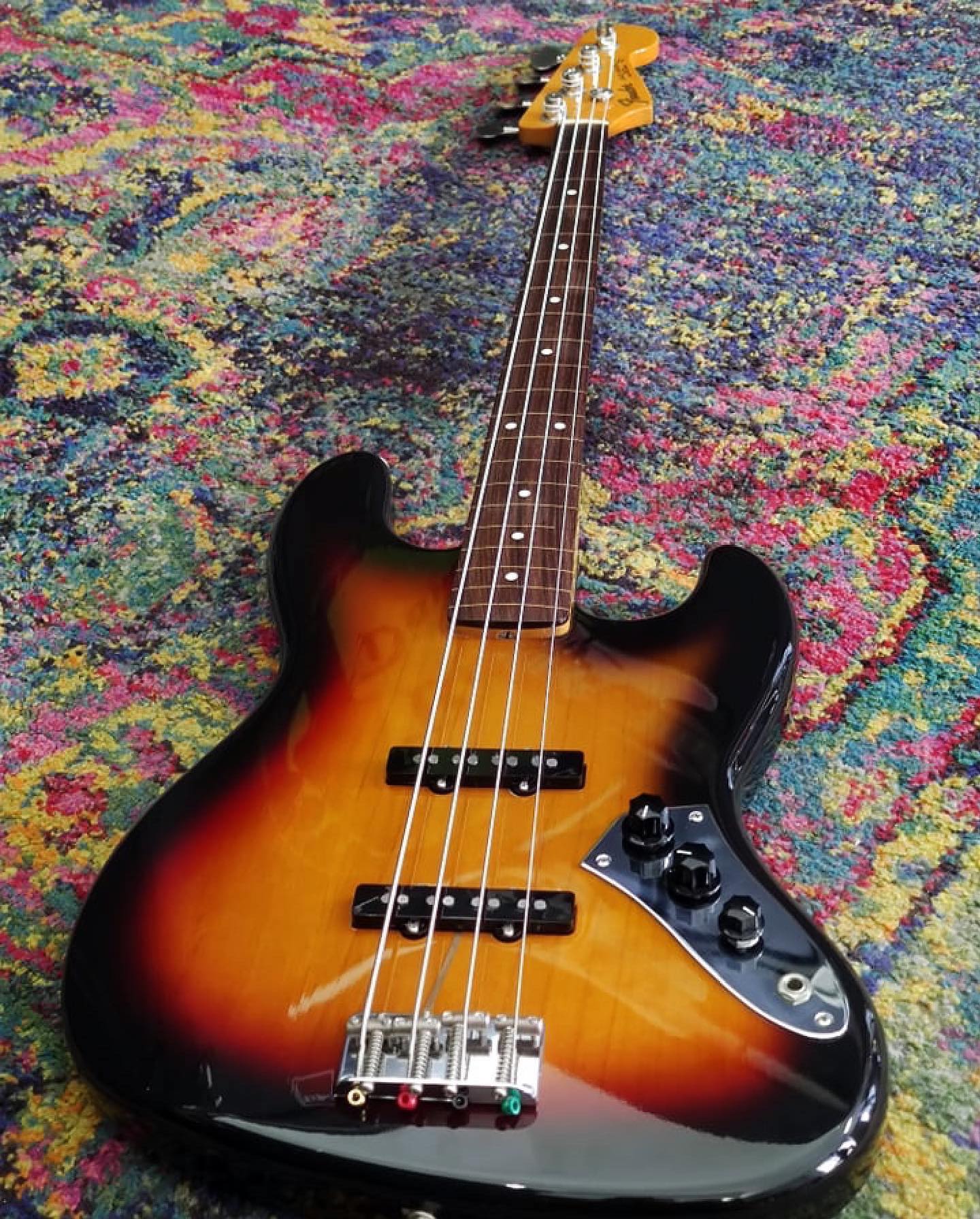 Fender Japan Jazz Bass JB62-US and Precision PJ review