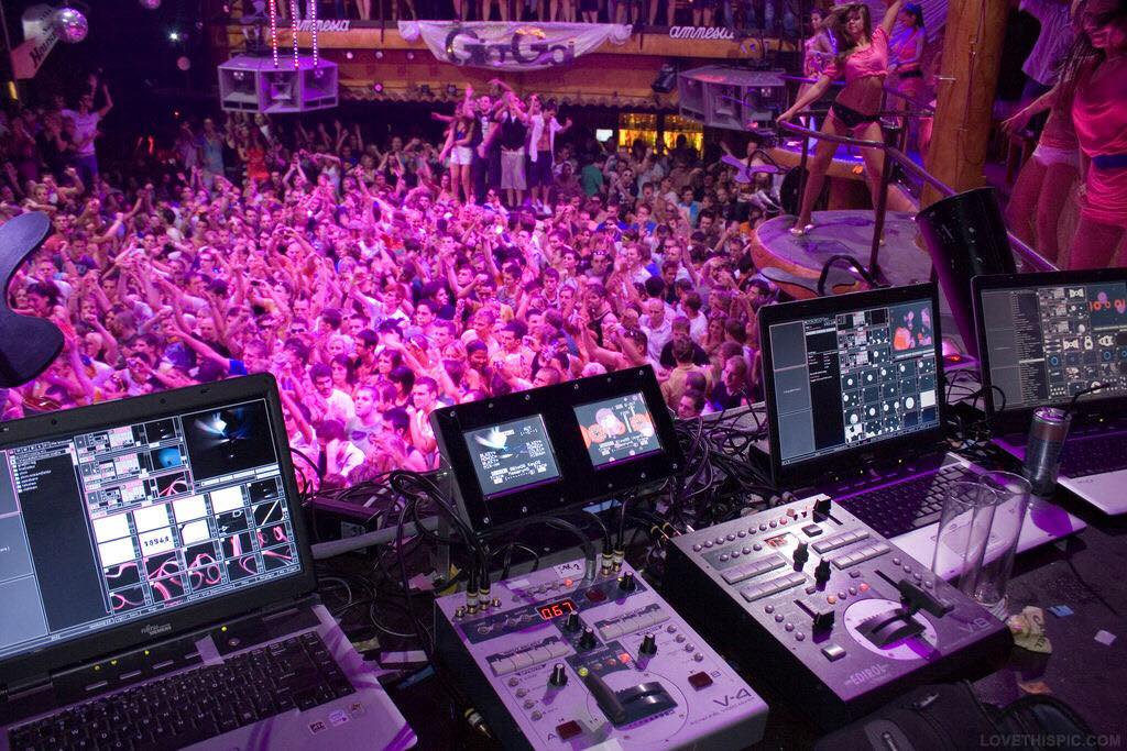 Djs Helping Djs | hi guys I just got a ddjflx10 and I have no clue how ...